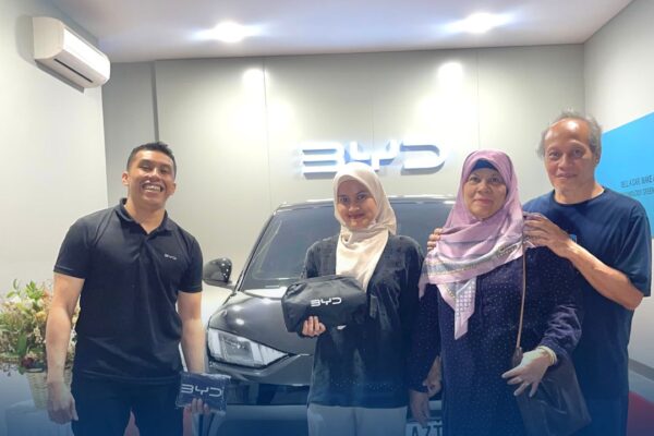 Customer BYD
